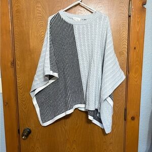 Vince Camuto off white and Black Knit Sweater Pancho